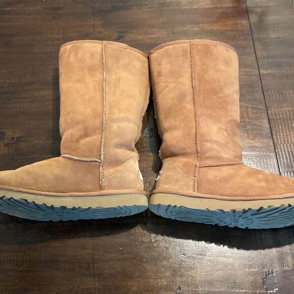 Ugg boots with sherling lining size 5 - Picture 8 of 8